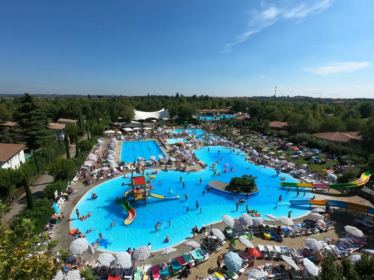 Hotel Bella Italia Peschiera del Garda Esterno foto