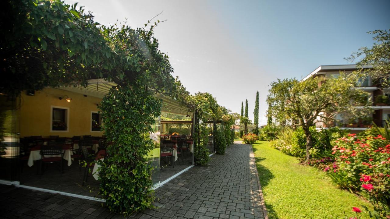 Hotel Bella Italia Peschiera del Garda Esterno foto
