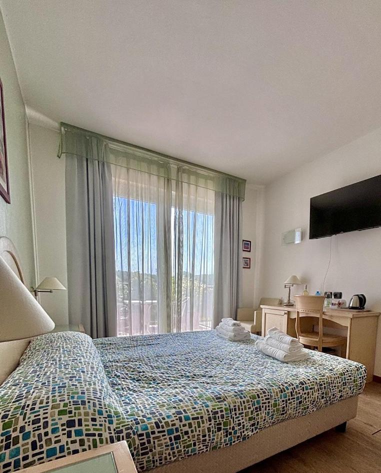 Hotel Bella Italia Peschiera del Garda Esterno foto