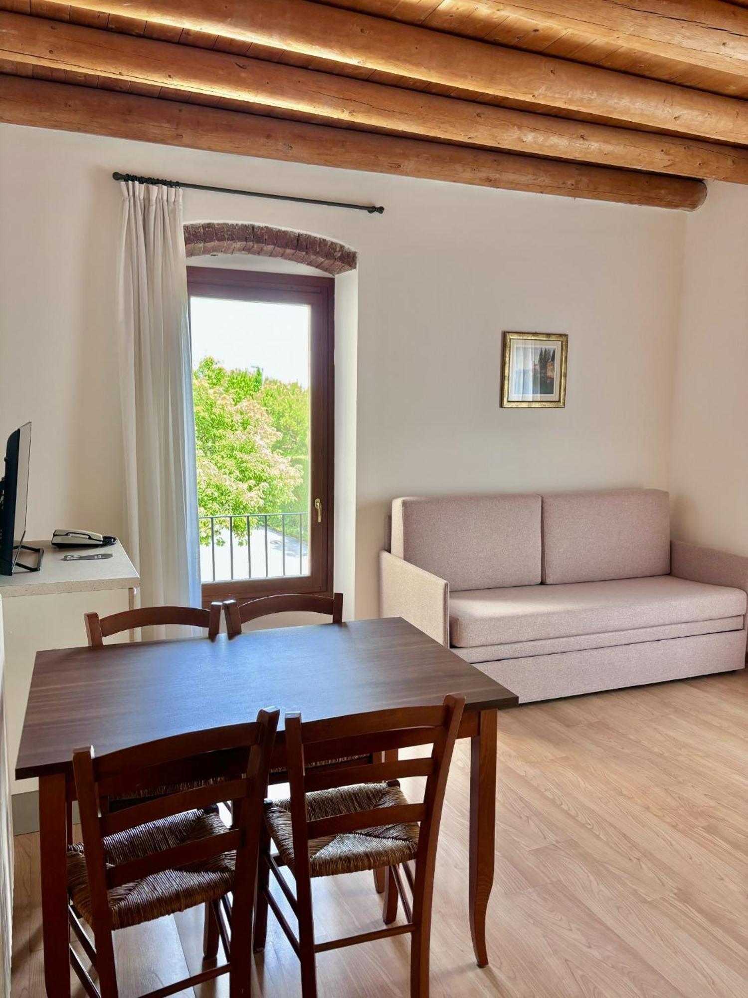 Hotel Bella Italia Peschiera del Garda Esterno foto