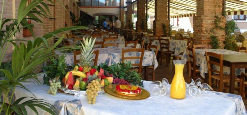 Hotel Bella Italia Peschiera del Garda Esterno foto