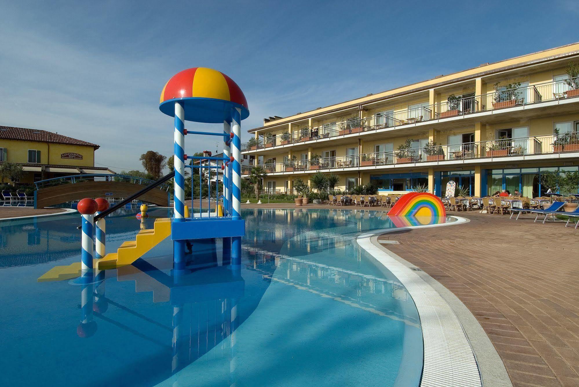 Hotel Bella Italia Peschiera del Garda Esterno foto